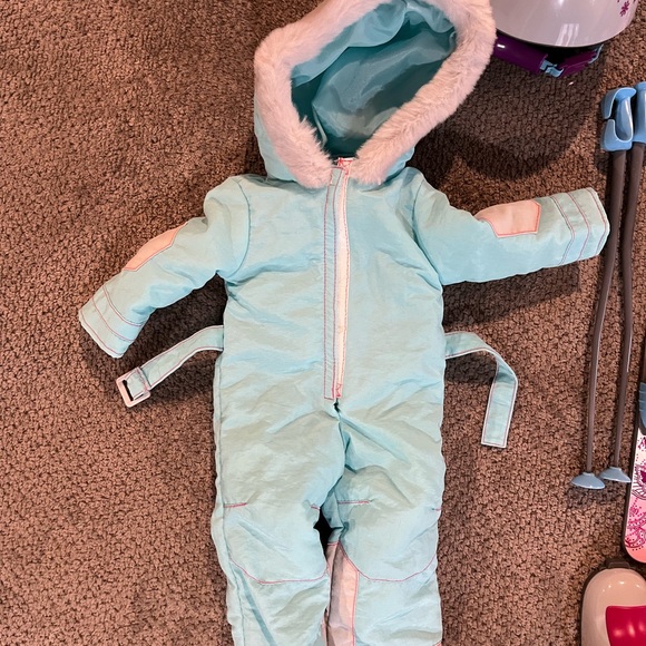 American Girl Doll ski set and accessories - Picture 2 of 8